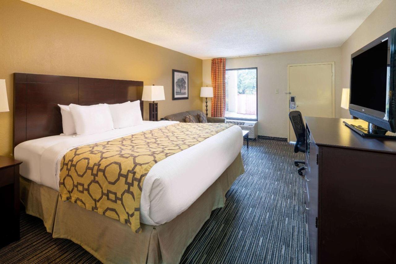 Hotel Baymont By Wyndham Columbus Ga Exteriér fotografie